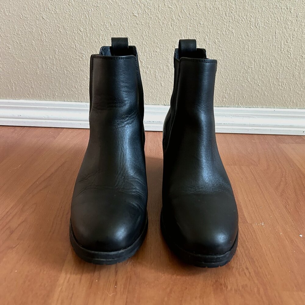 Nisolo Ana Go-To Heeled Chelsea Boot Black Size 8